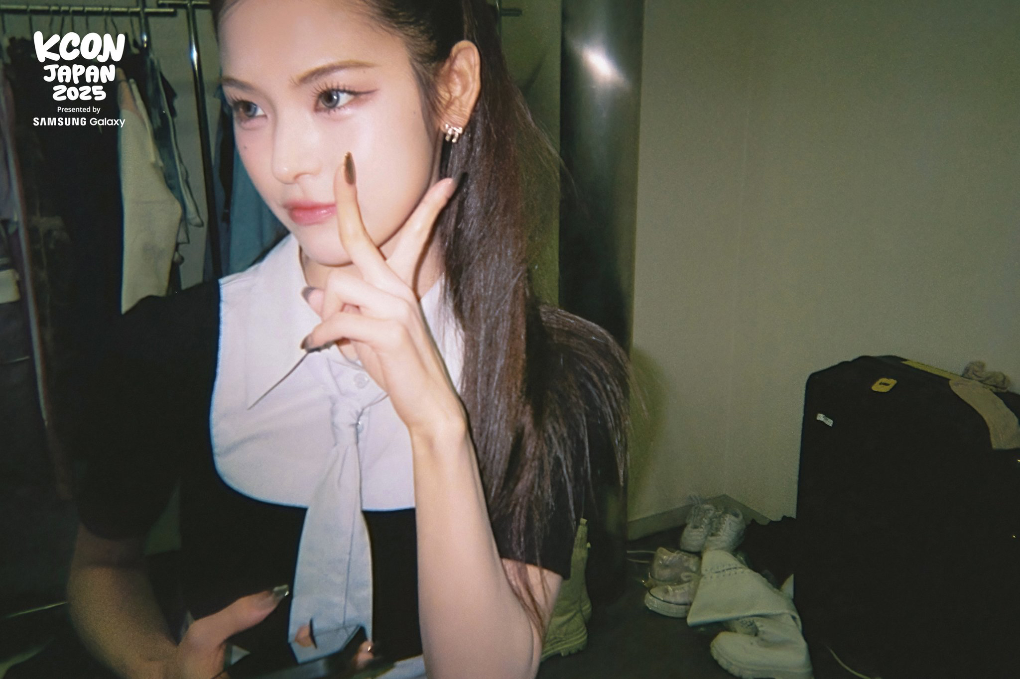 Behind-the-scenes cut of Mai (izna)