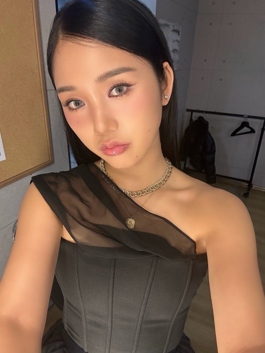 Momen yang diabadikan oleh penggemar OH MY GIRL