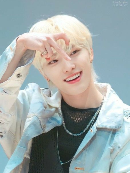 Latest photo of Dino (SEVENTEEN)