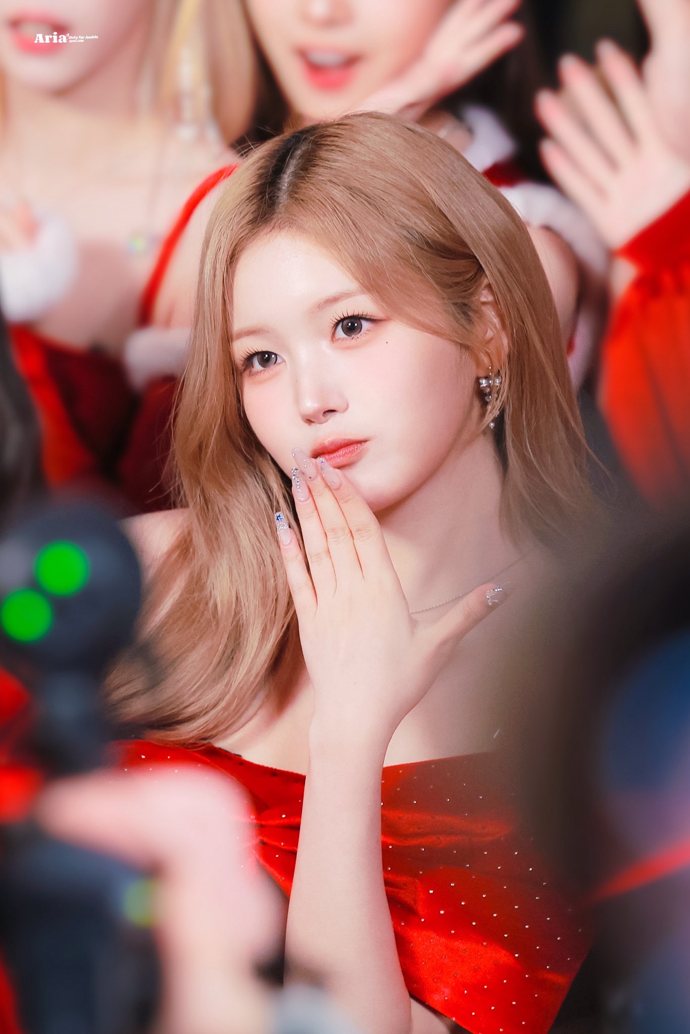 Momen yang diabadikan oleh penggemar Joobin (tripleS)