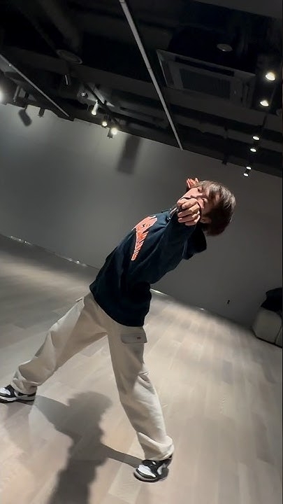 Today's most popular wallpaper in the Renjun (NCT DREAM) community