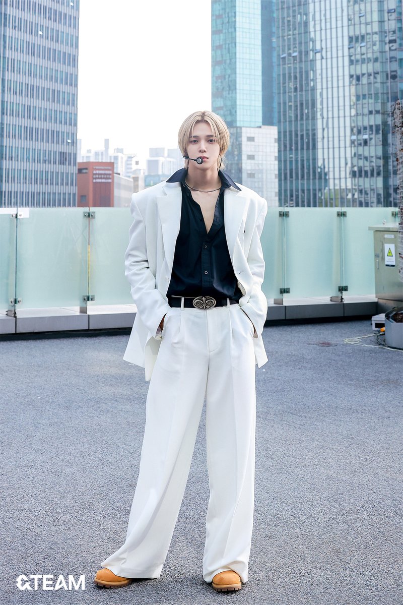 Recent activity shot of &TEAM