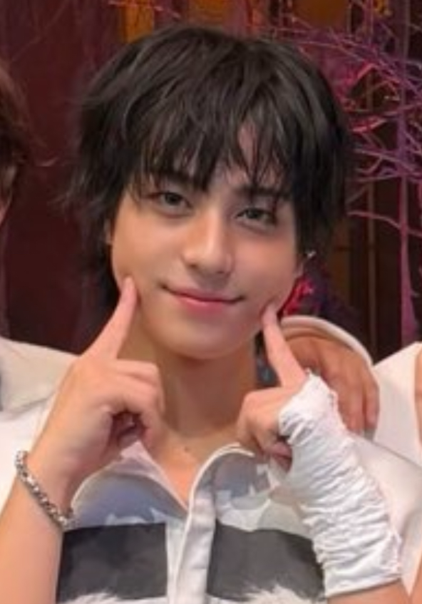 A moment captured by Taki (&TEAM)'s fan