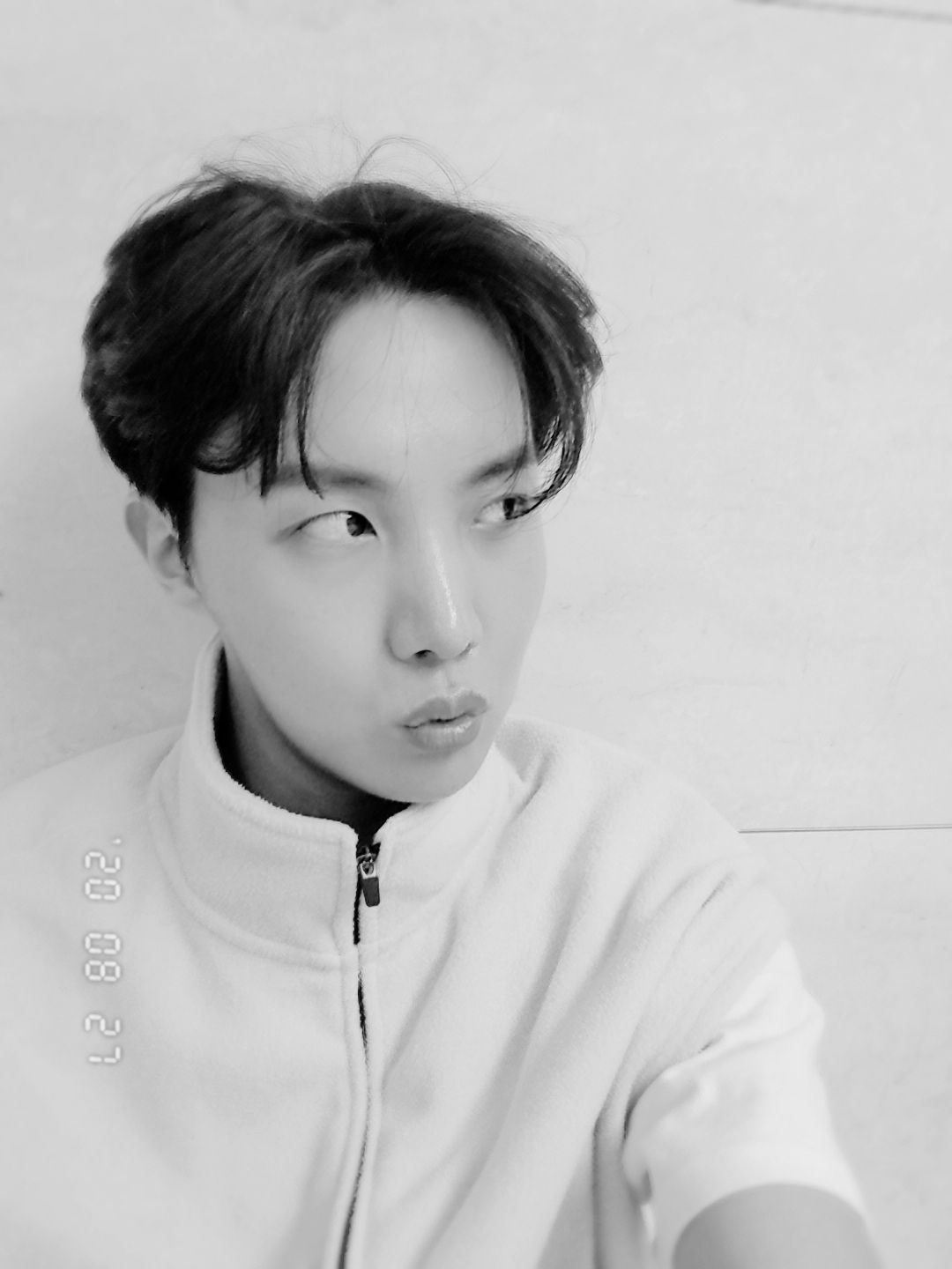 제이홉 (방탄소년단)의 비하인드 컷