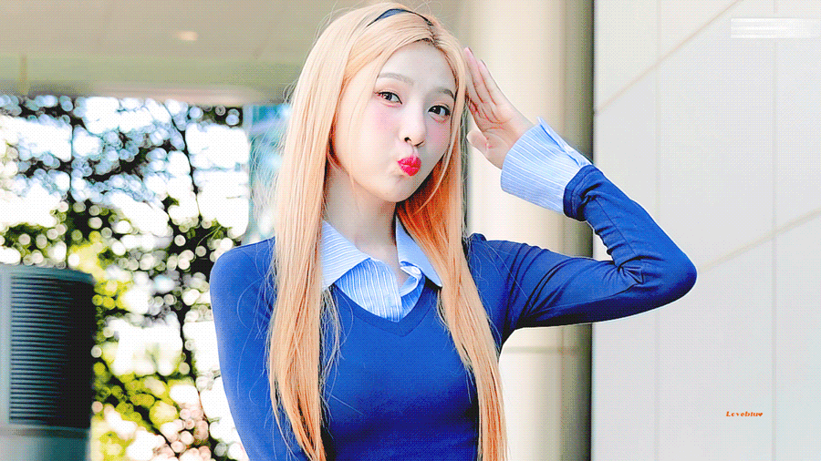 Latest photo of Joy (Red Velvet)