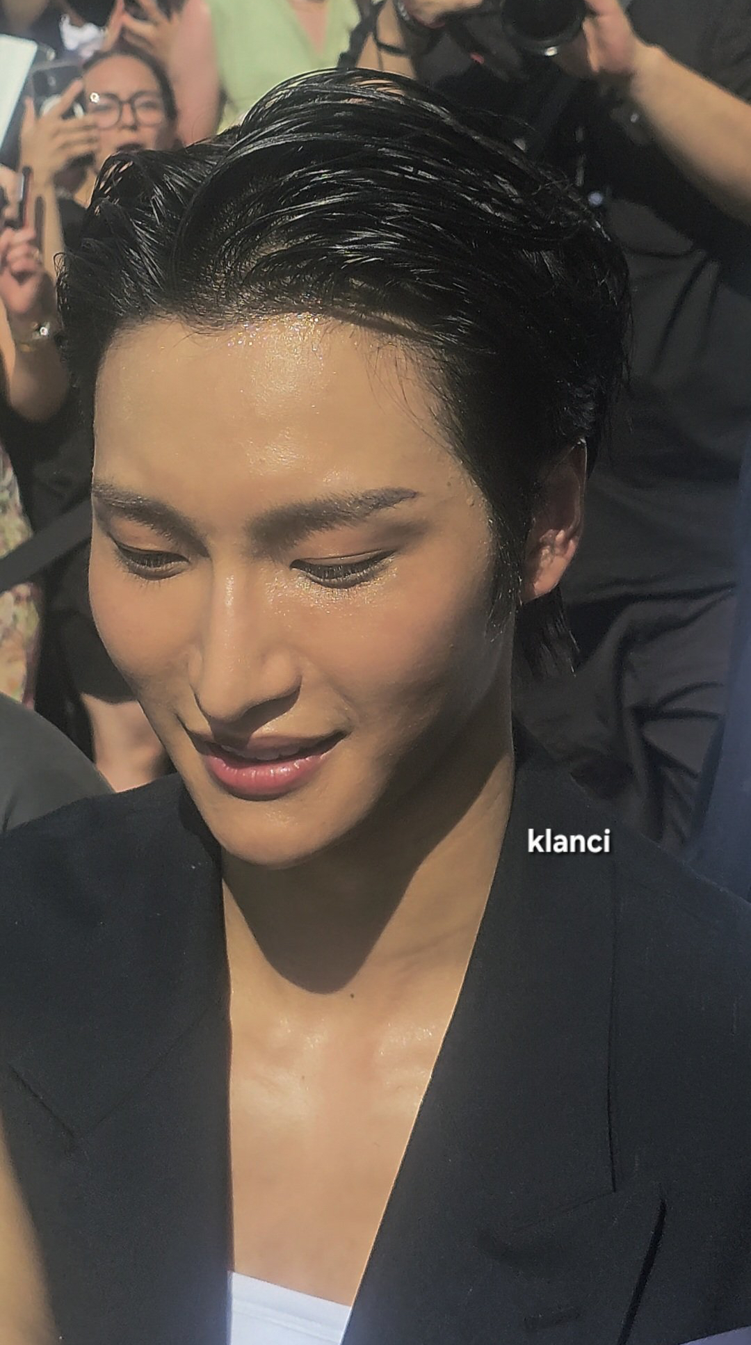 A heartfelt wallpaper shared by Seonghwa (ATEEZ)'s fans