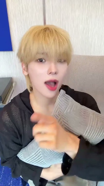 A heartfelt wallpaper shared by Hanjun (n.SSign)'s fans