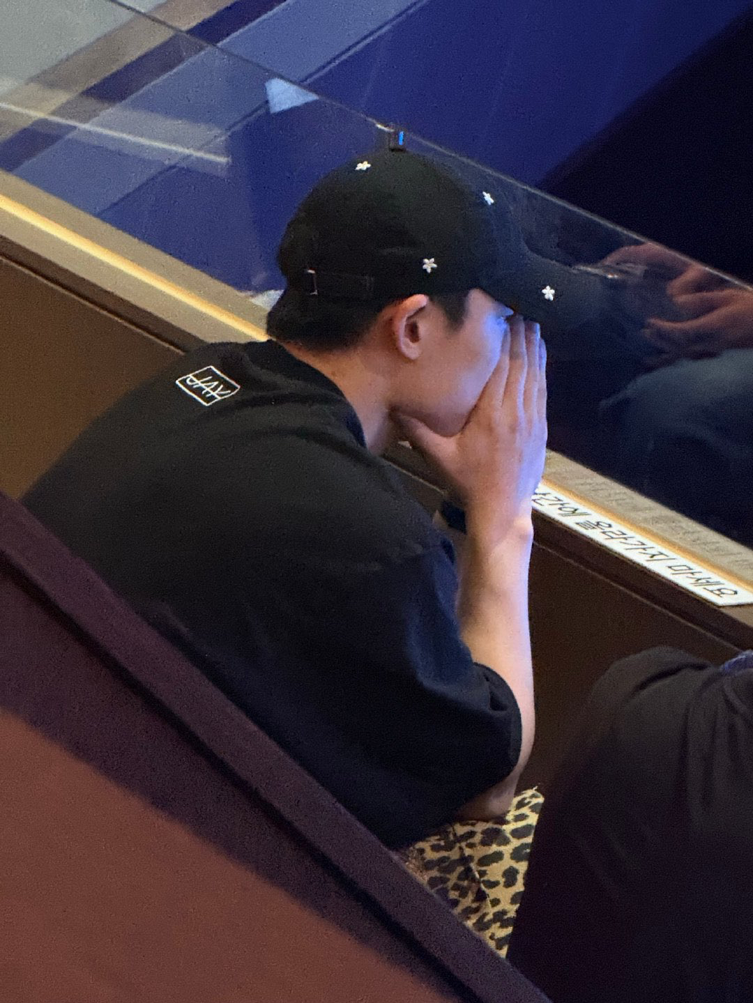 BOBBY (iKON)的最新照片