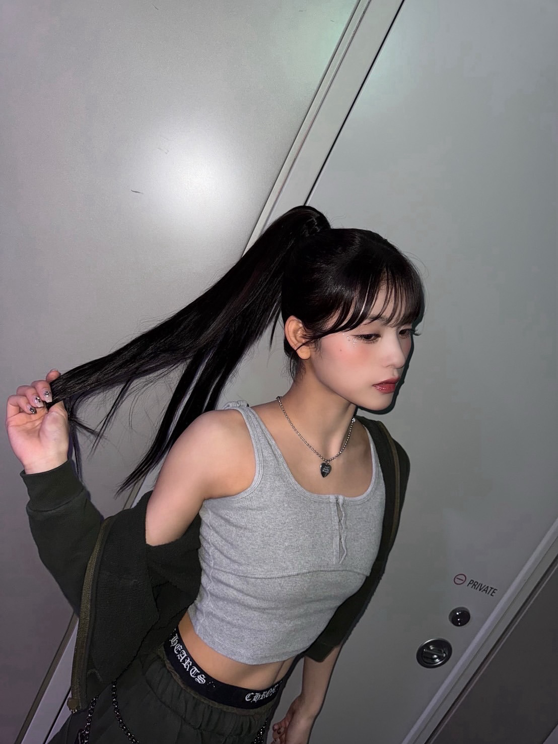 石井蘭 (ME:I)の最新写真