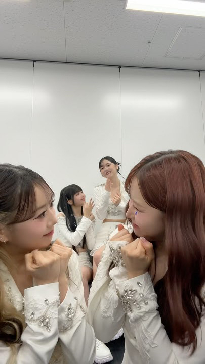Behind-the-scenes cut of Kasahara Momona (ME:I)