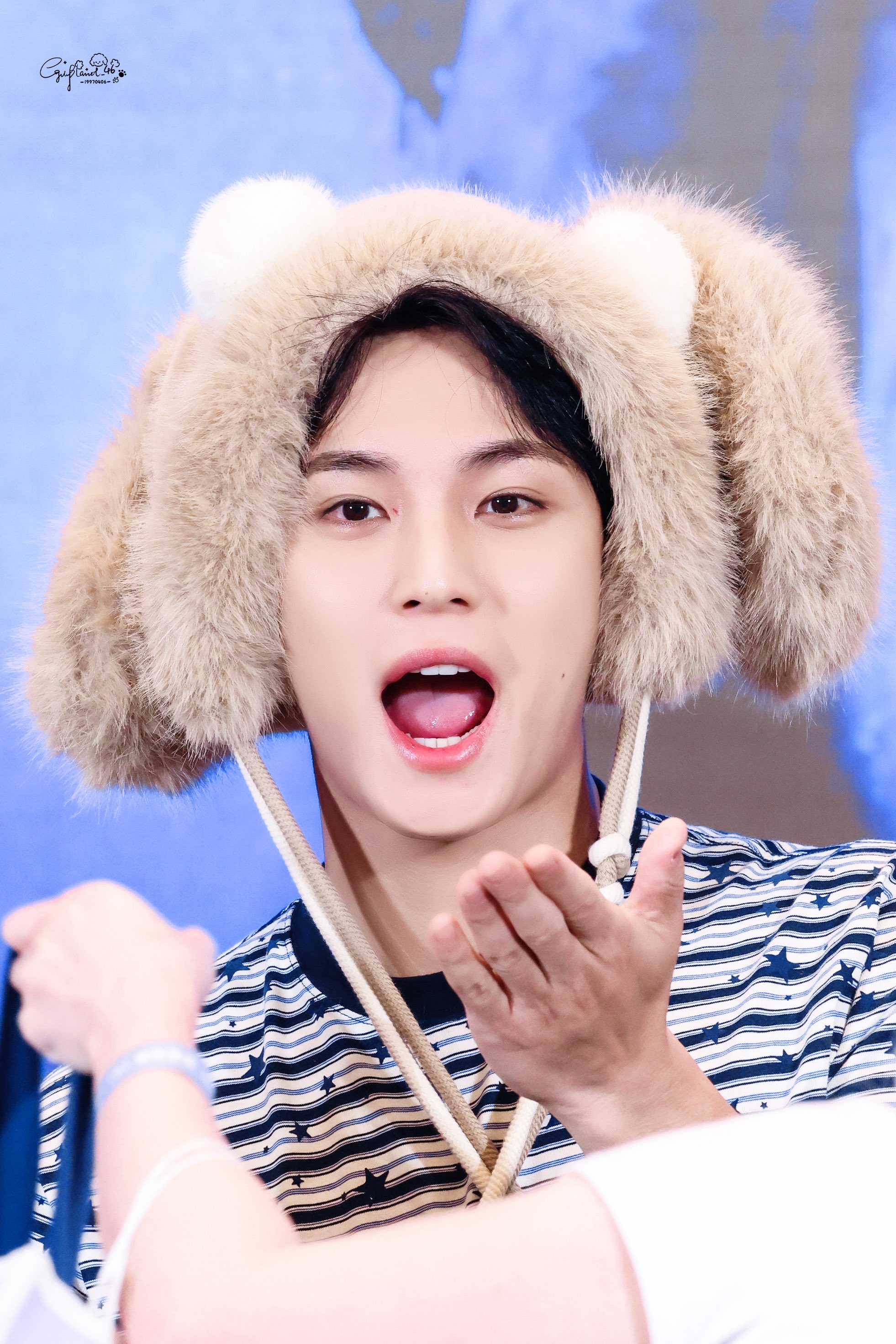ミンギュ (SEVENTEEN)の最近の活動写真