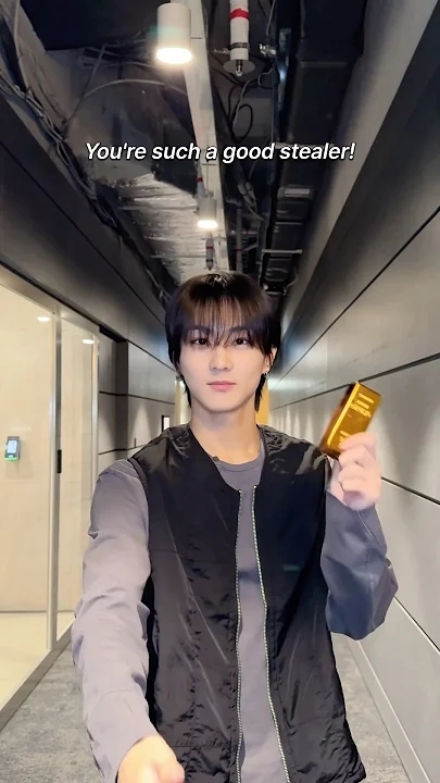 Fandom-recommended wallpaper image of Jungwon (ENHYPEN)