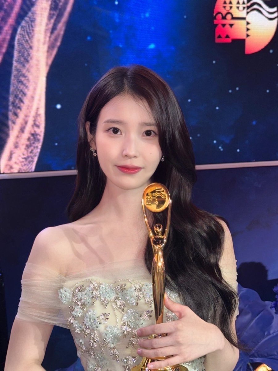 Latest photo of IU