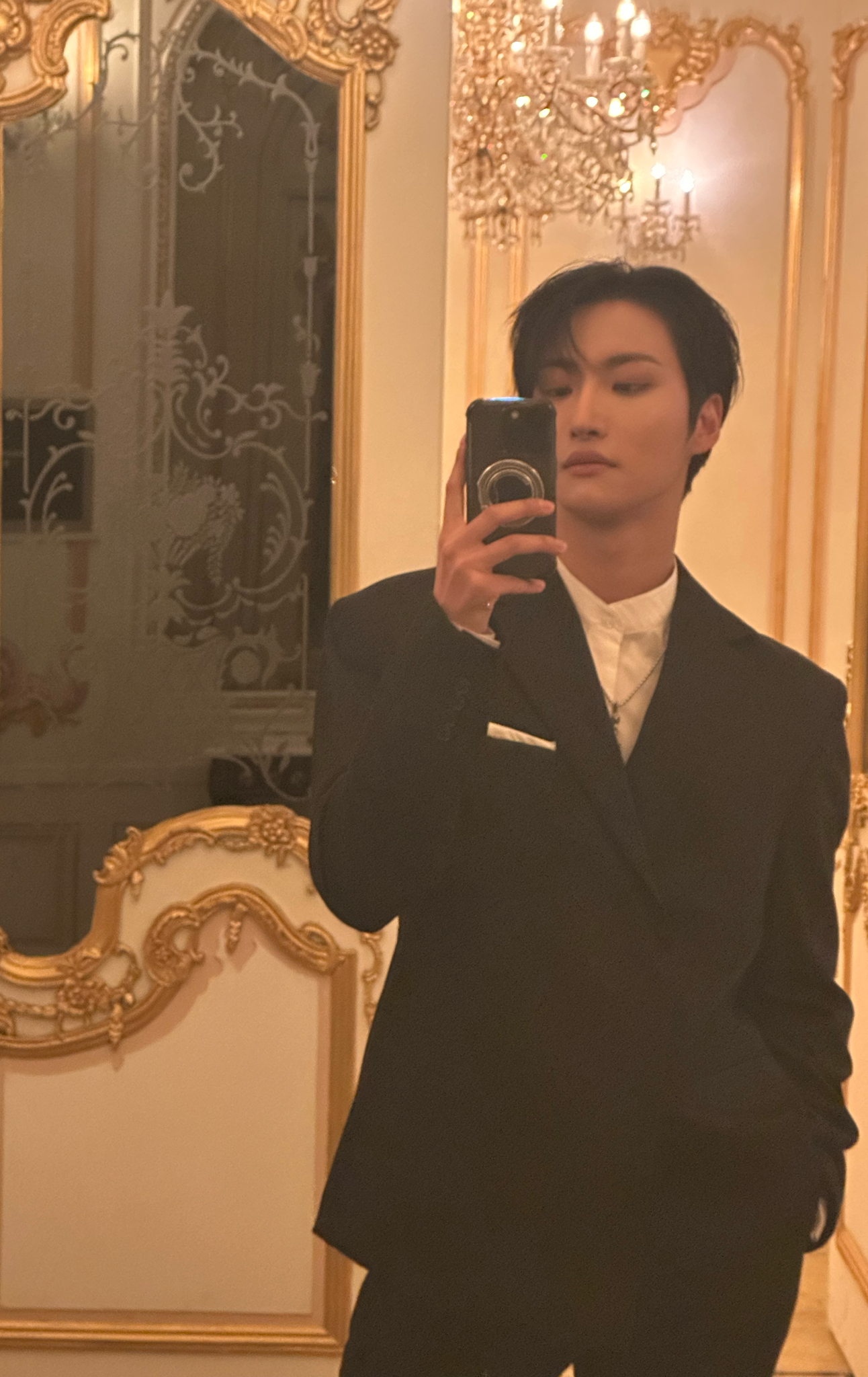 Recent activity shot of Seonghwa (ATEEZ)