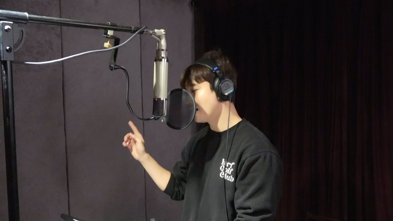 Latest photo of Max (TVXQ)