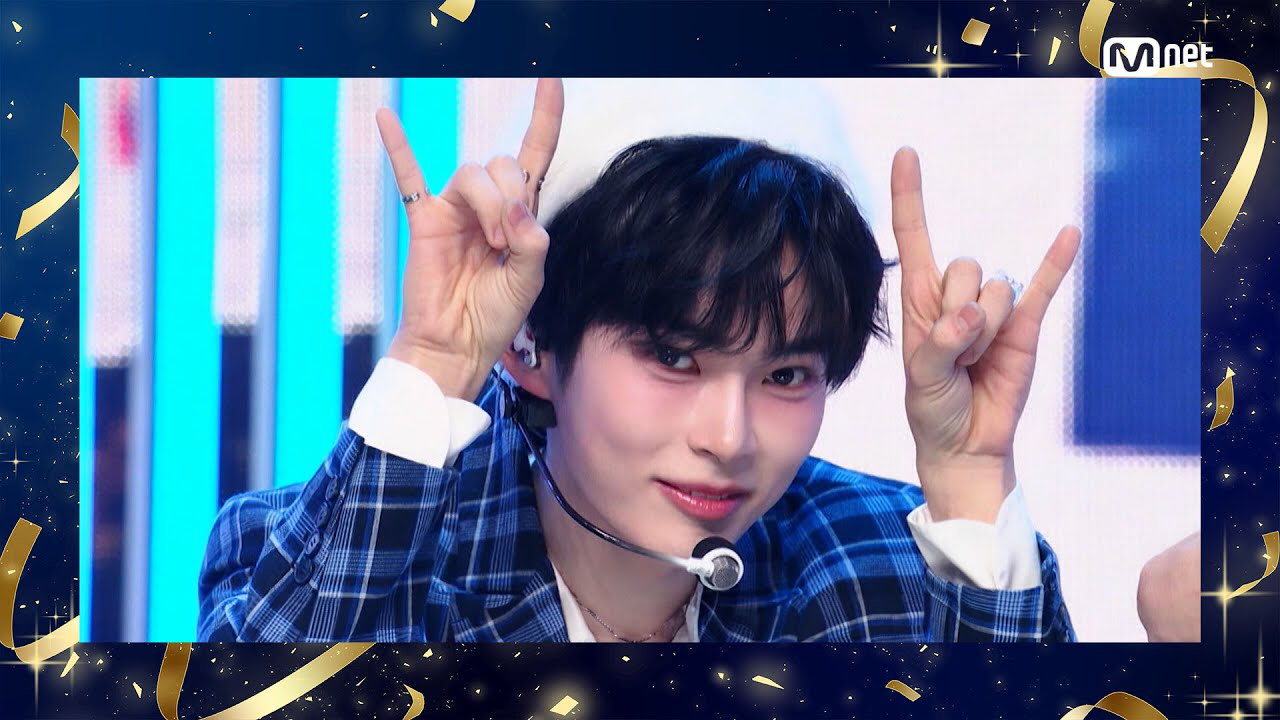 成韩彬 (ZEROBASEONE)的最新照片