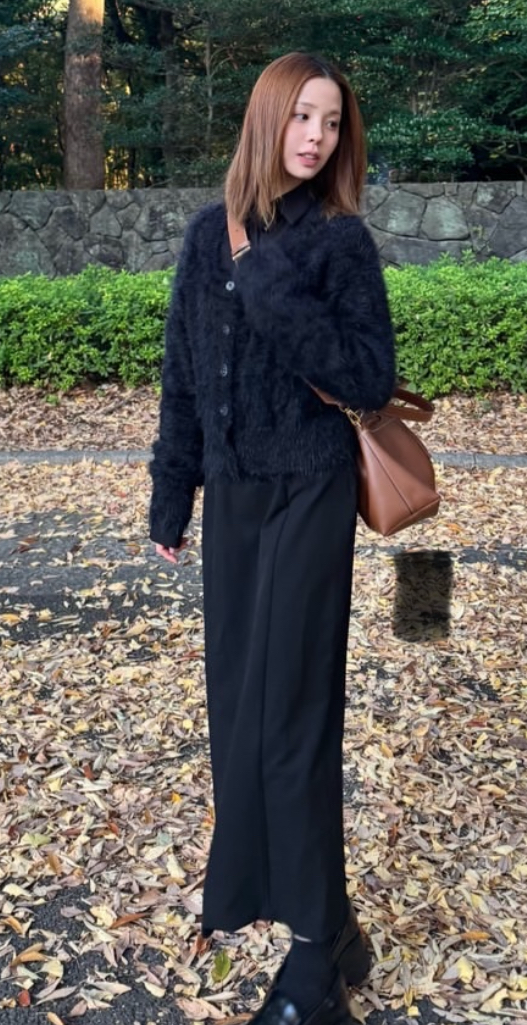 Behind-the-scenes cut of Mako (NiziU)