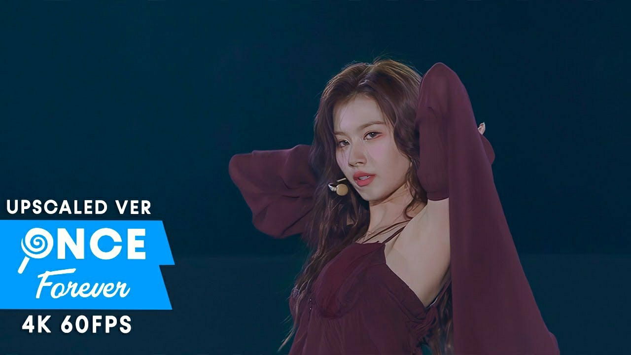 A moment captured by Sana (TWICE)'s fan