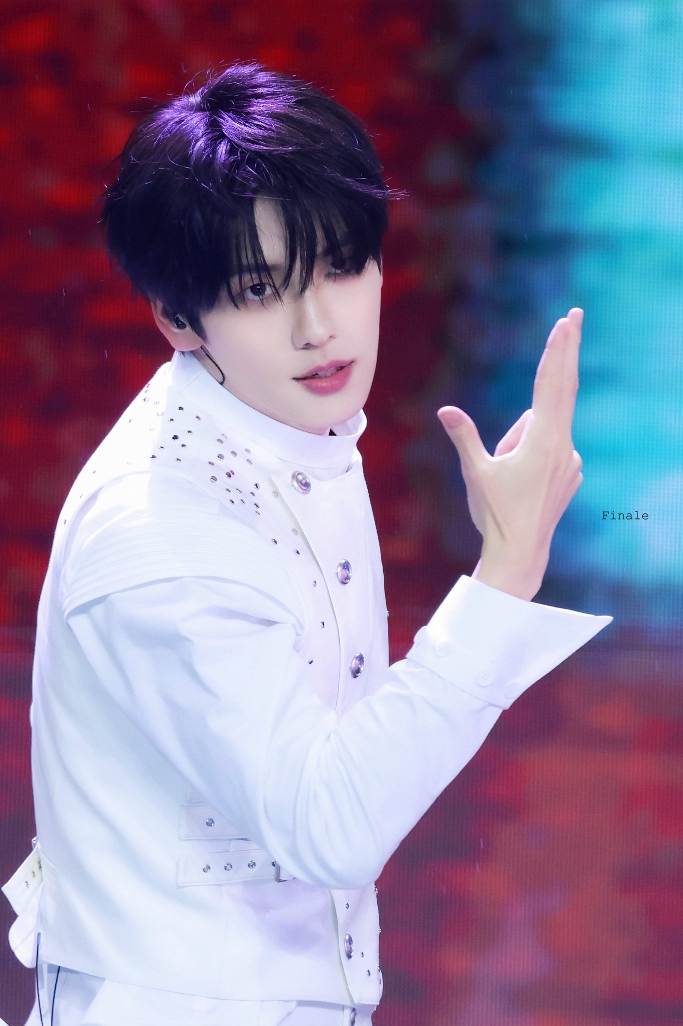 Foto terbaru Soobin (TOMORROW X TOGETHER)