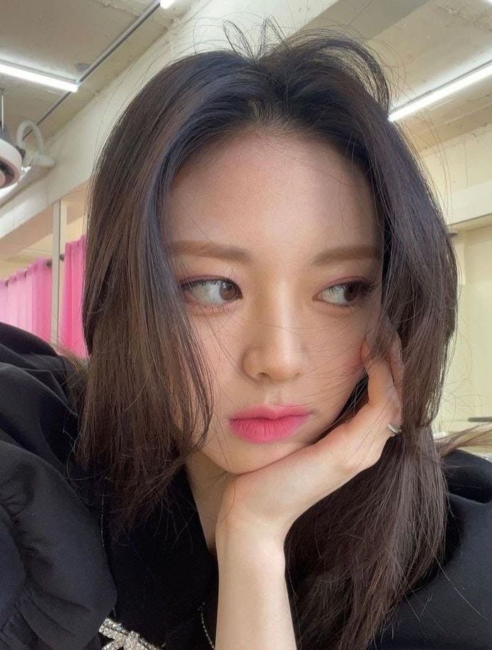 유나 (ITZY) 최근 활동샷