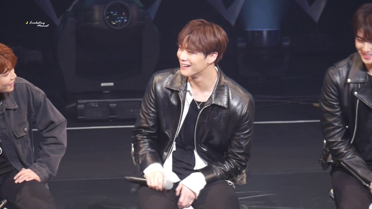 Latest photo of Moonbin (ASTRO)