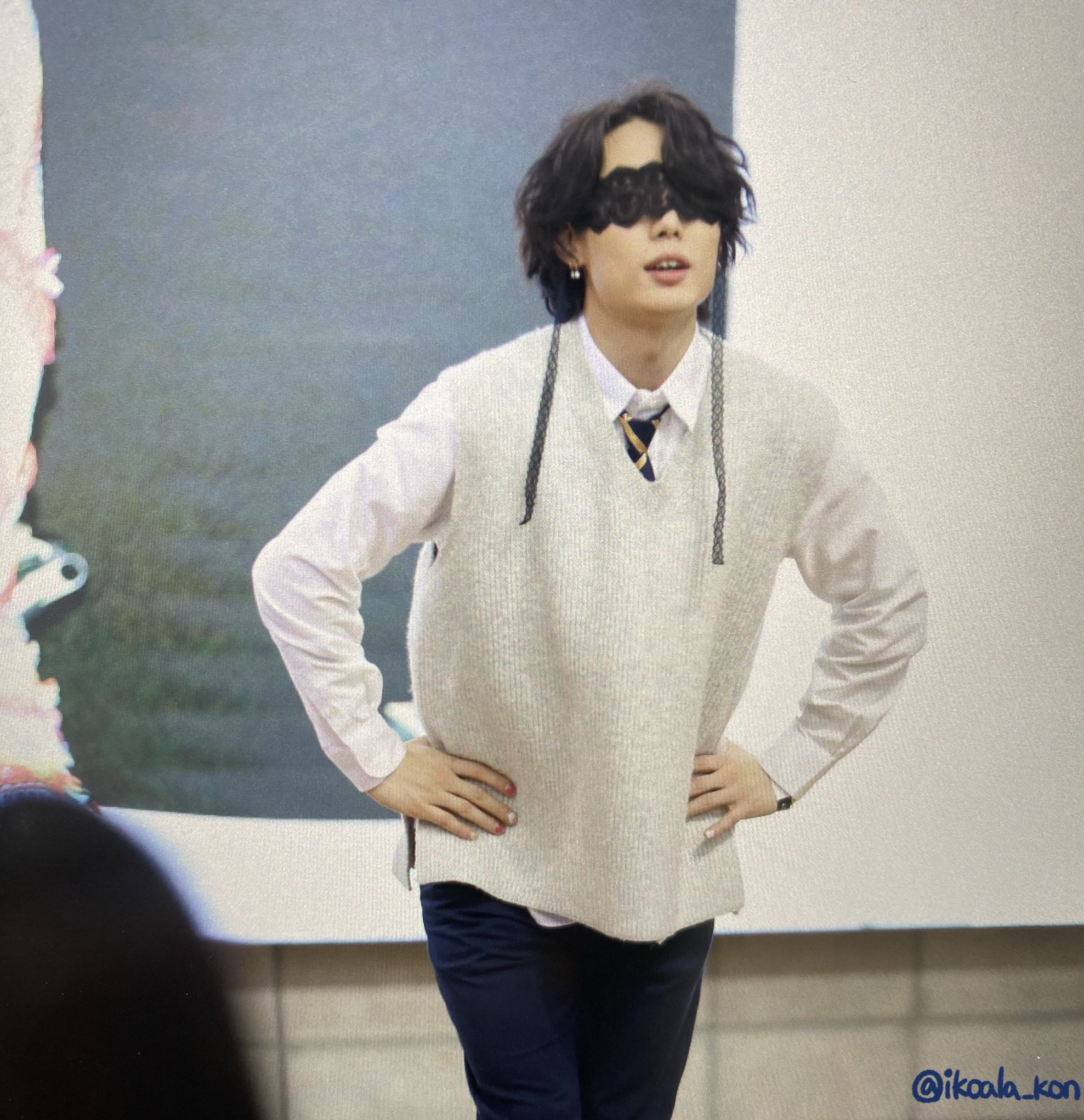Recent activity shot of BOBBY (iKON)