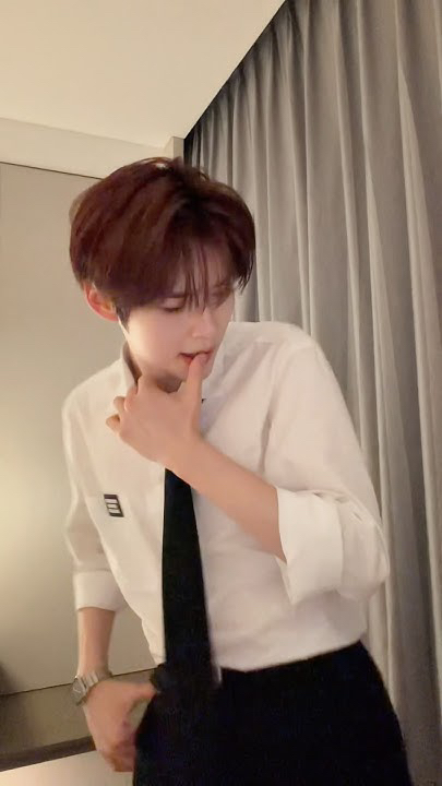 The most beloved wallpaper among Sung Hanbin (ZEROBASEONE)'s fans