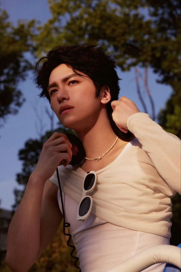 Behind-the-scenes cut of Shao Ziheng (POLARIX)