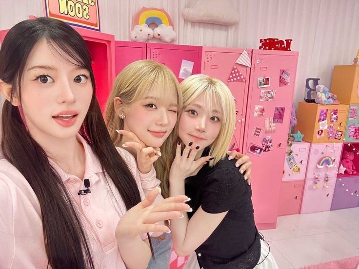 Latest photo of Minju (ILLIT)