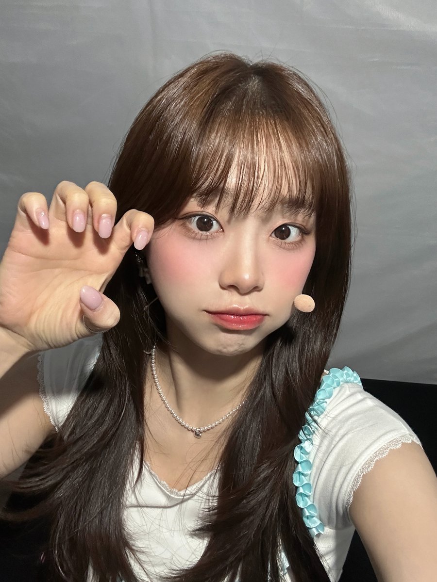 Latest photo of Chuu