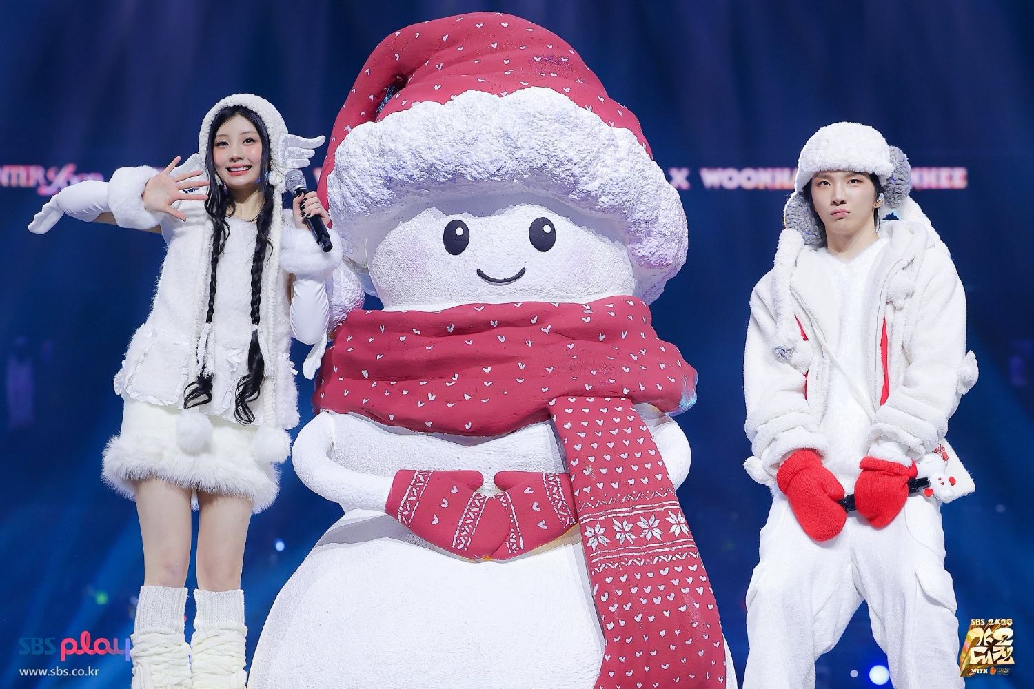 Behind-the-scenes cut of Wonhee (ILLIT)