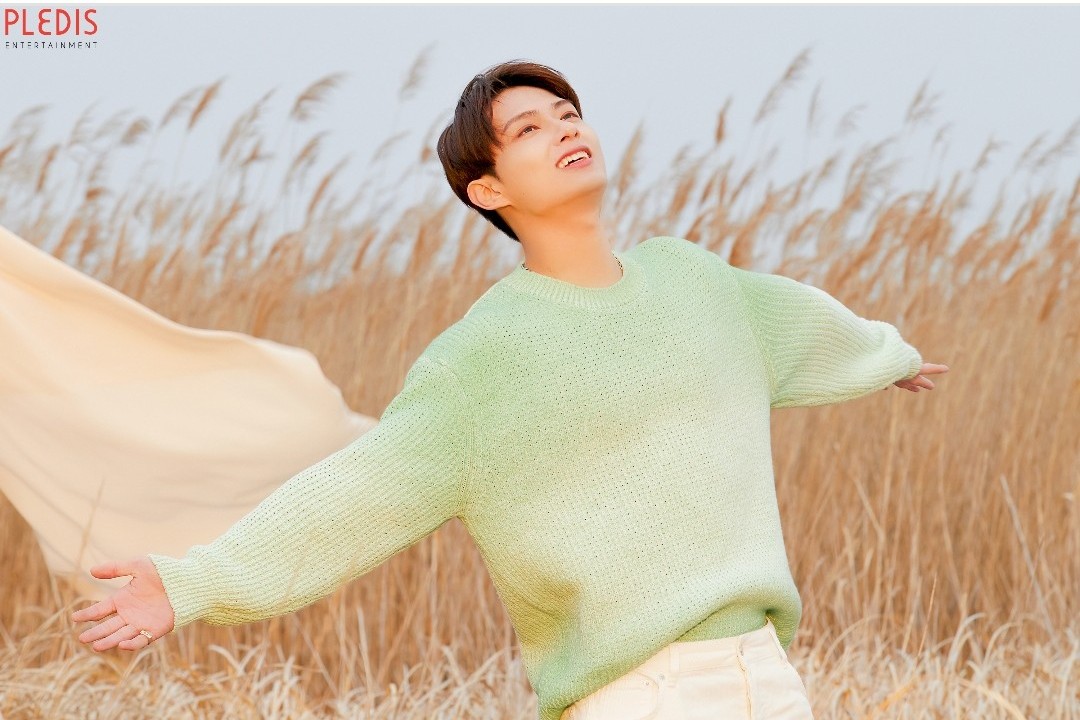 Recent activity shot of Jun (SEVENTEEN)