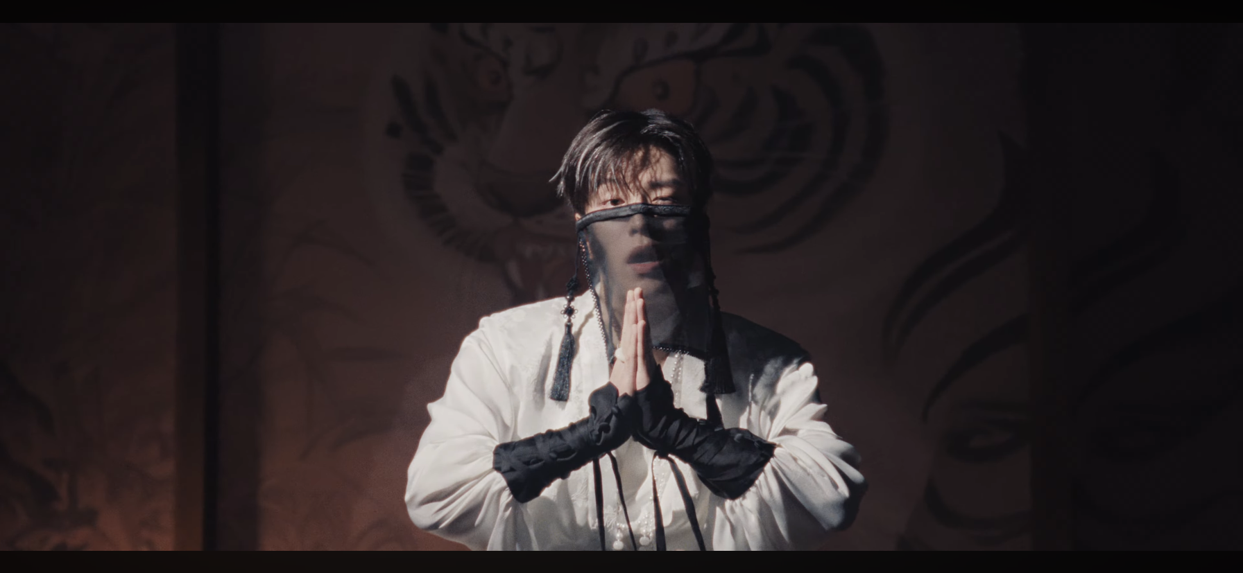 Behind-the-scenes cut of Seungmin (Stray Kids)