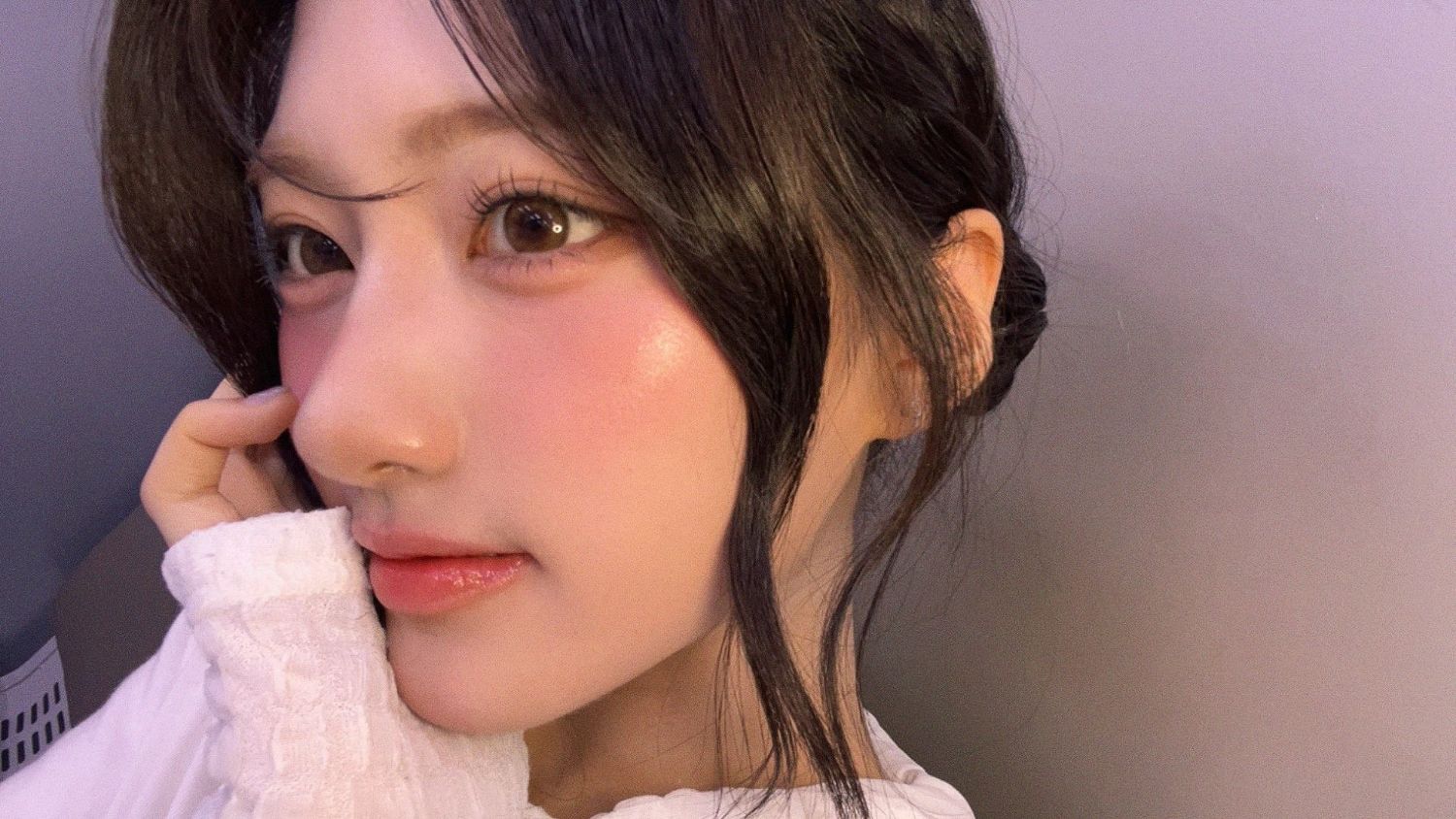 Latest photo of Junhwi (SAY MY NAME)