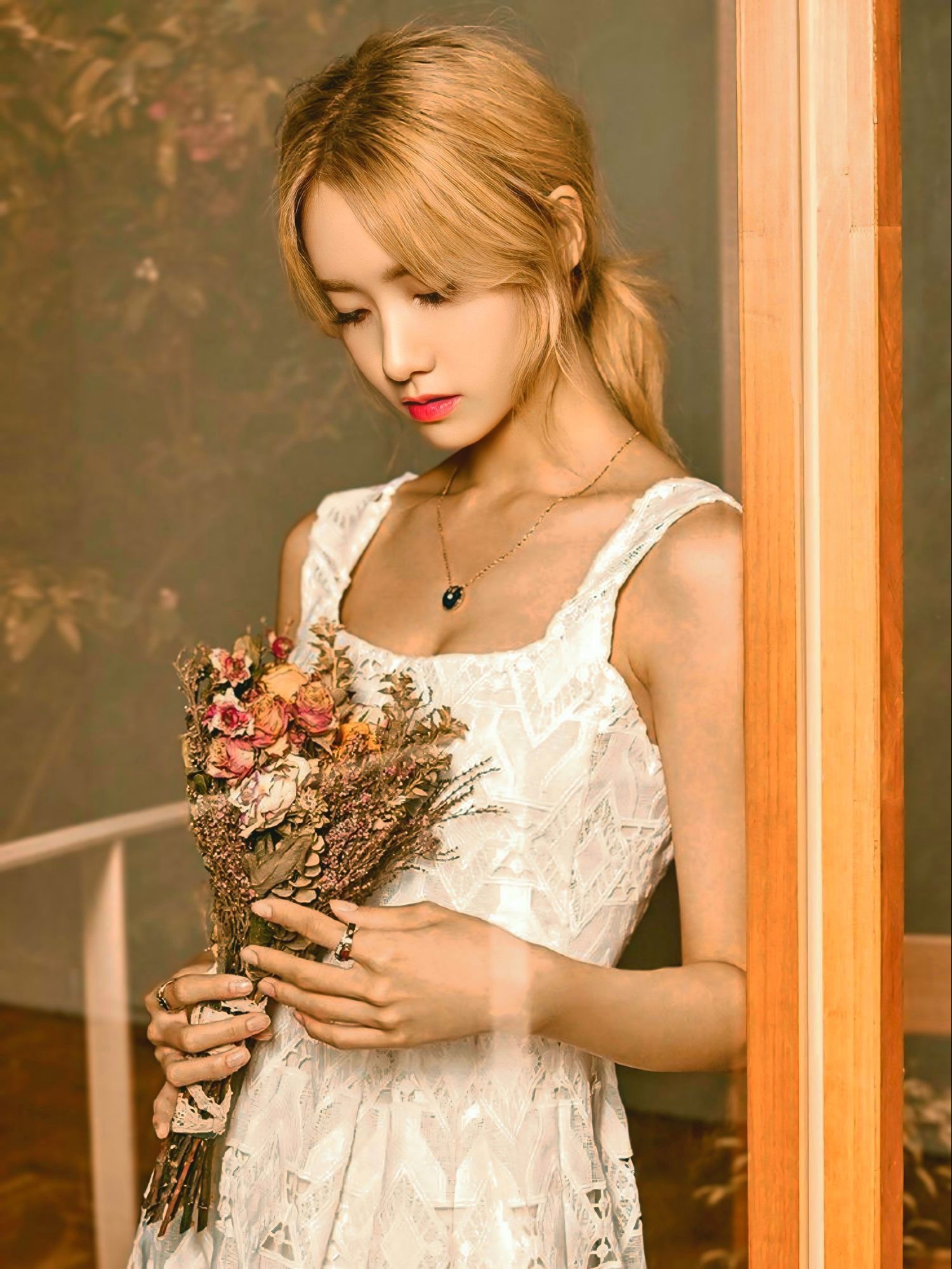 A moment captured by Girls' Generation's fan