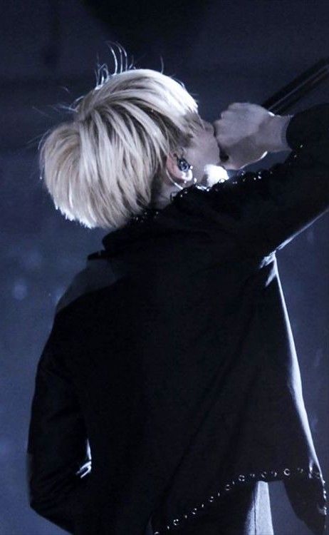 SUGA (防弹少年团)的最新活动照片