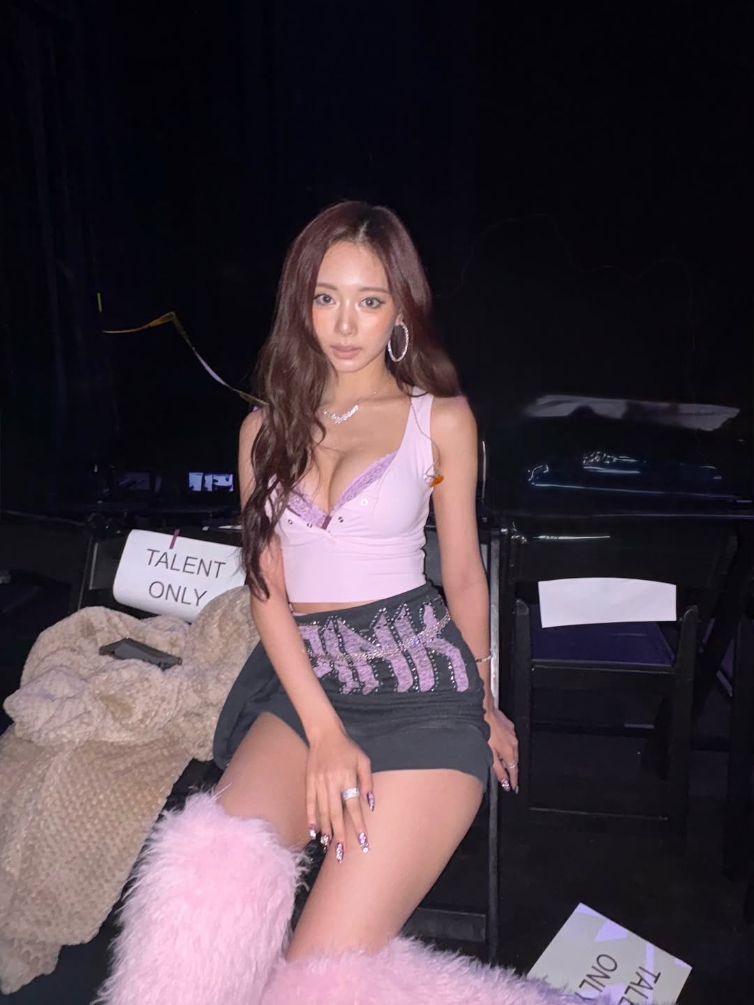 Recent activity shot of Tzuyu (TWICE)