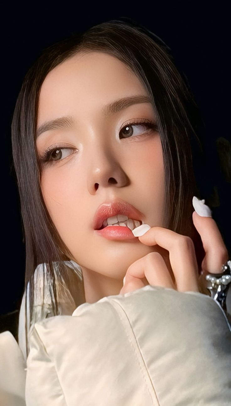 Behind-the-scenes cut of Jisoo (BLACKPINK)