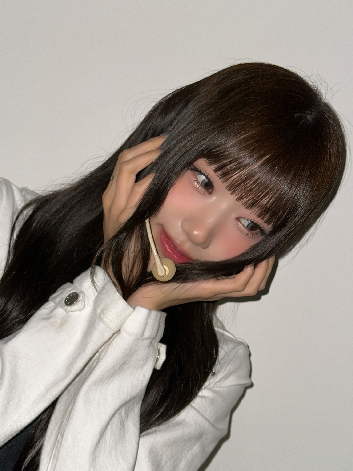 Behind-the-scenes cut of Choi Jungeun (izna)