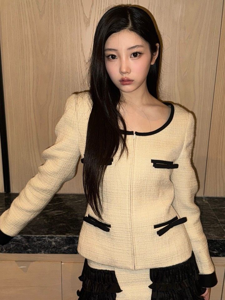 Behind-the-scenes cut of Wonhee (ILLIT)