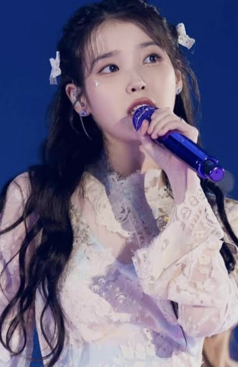 A moment captured by IU's fan