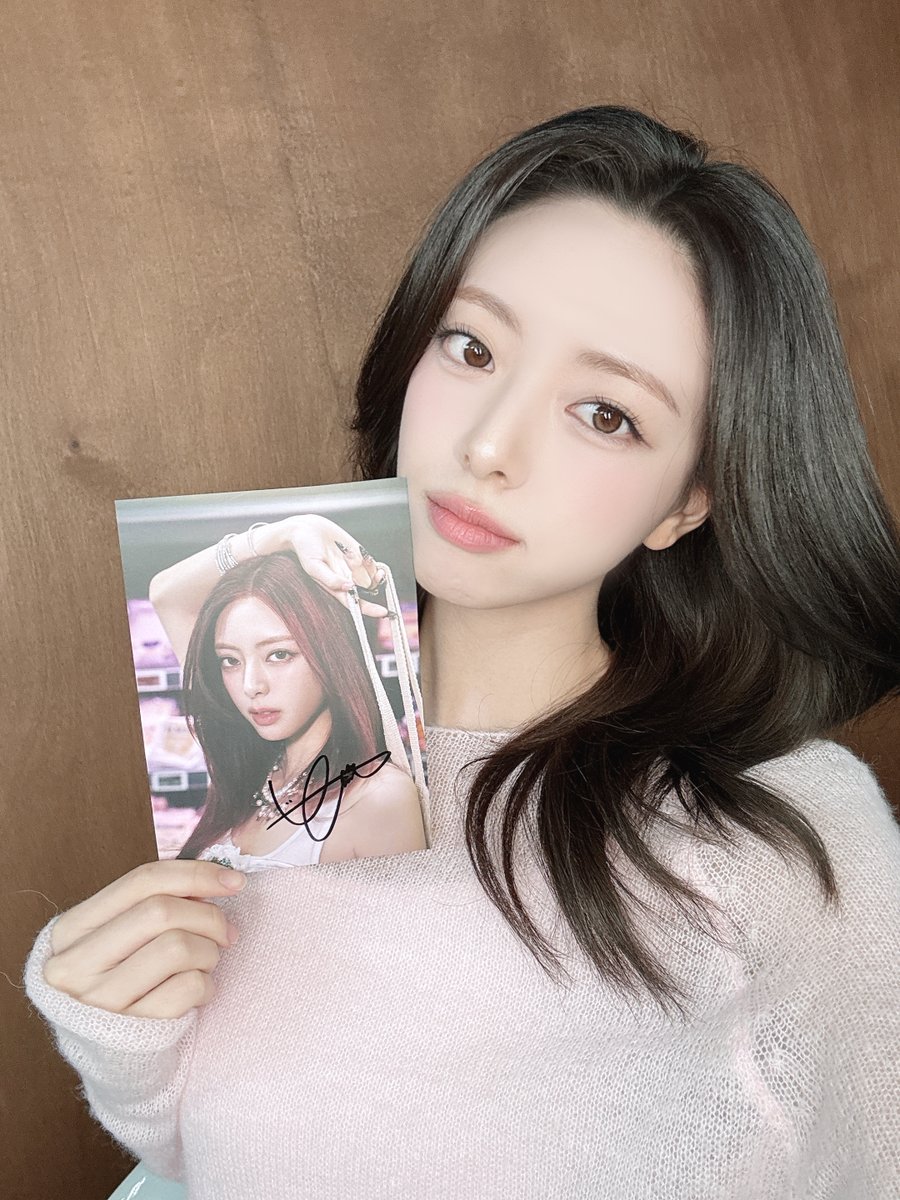 ITZY的最新活动照片