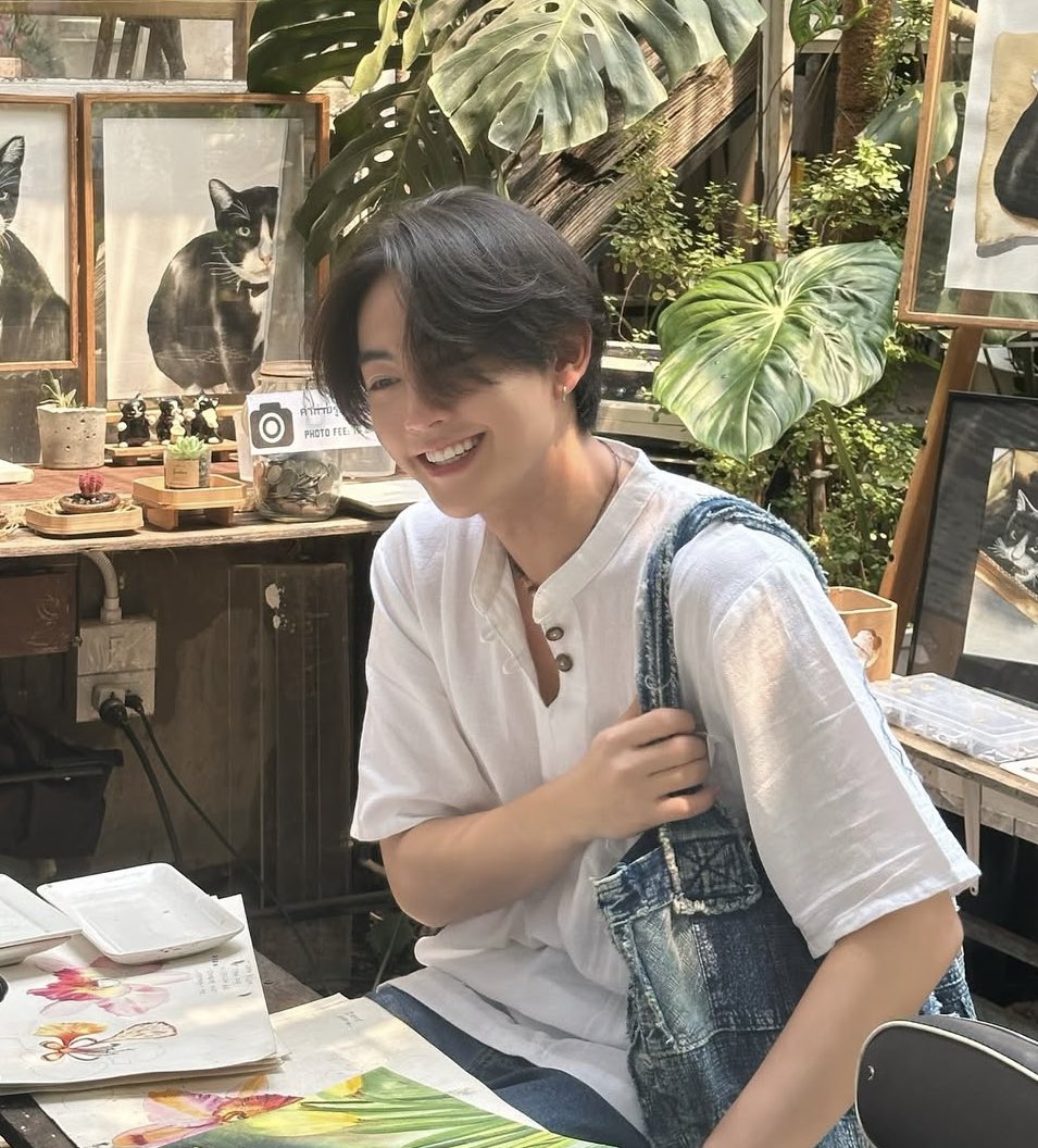 Behind-the-scenes cut of Heart (BUS)