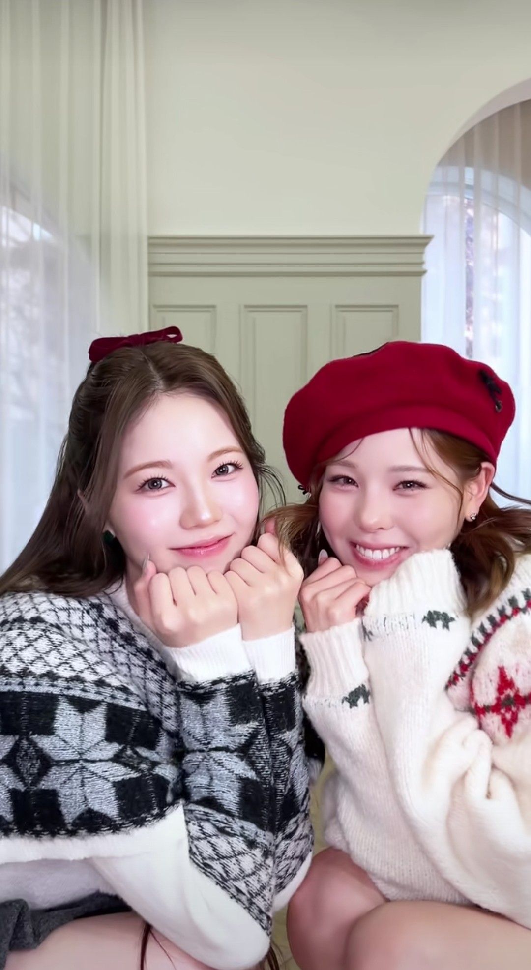 Behind-the-scenes cut of Mako (NiziU)