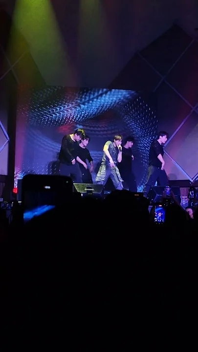 The most beloved wallpaper among Kang Daniel's fans