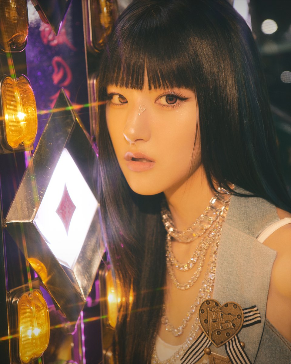 A moment captured by KISS OF LIFE's fan