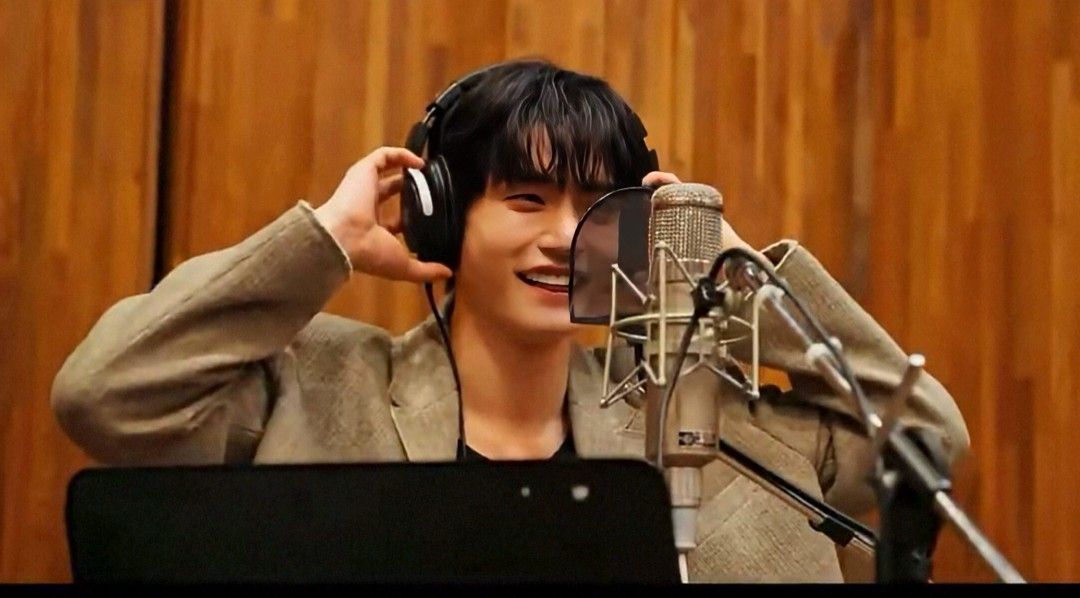 A moment captured by Kim Jiwoong (ZEROBASEONE)'s fan