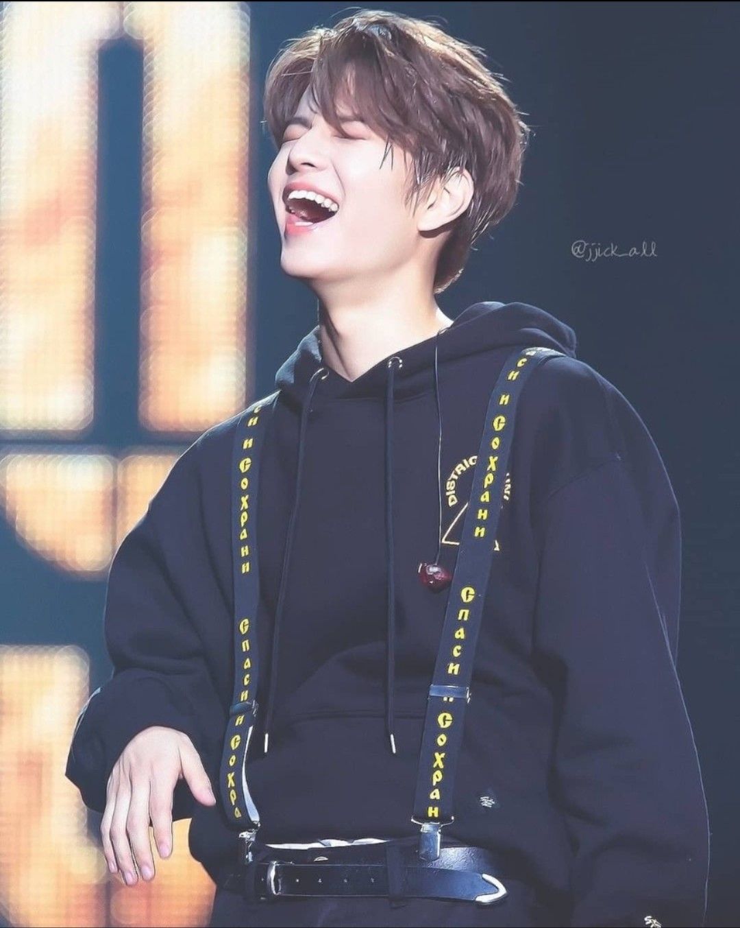 Foto terbaru Seungmin (Stray Kids)