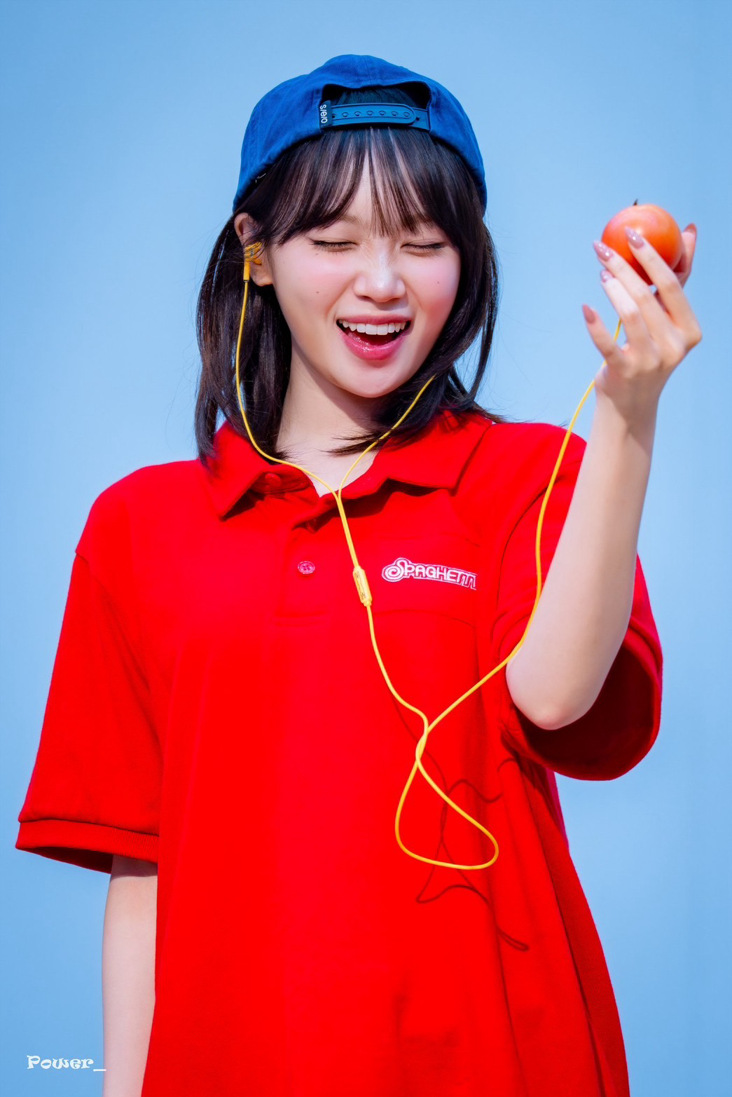 Latest photo of Kim Chaewon (LE SSERAFIM)