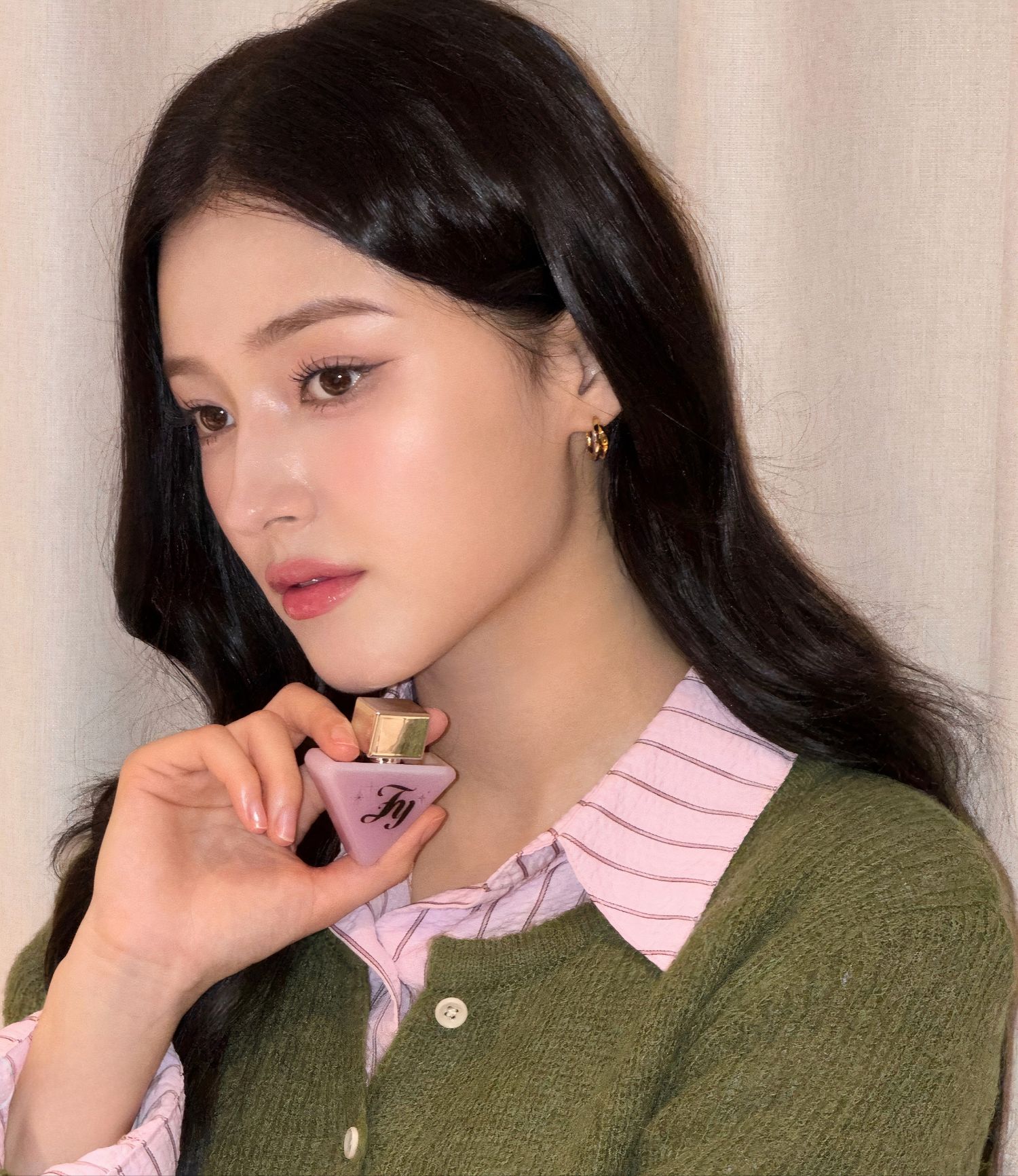 Potret di balik layar Nancy (MOMOLAND)